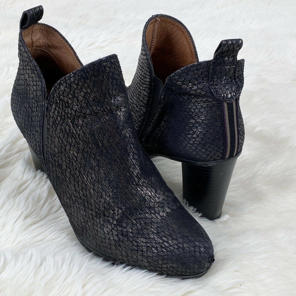 HISPANITAS Reptile Embossed Stacked Heel Booties